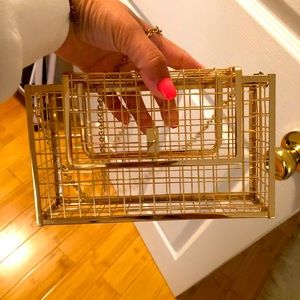 Gold cage clutch